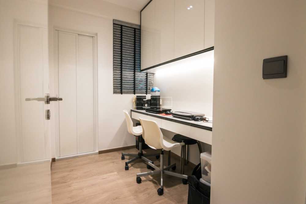 Contemporary Study with Bookshelf and Desk Chairs