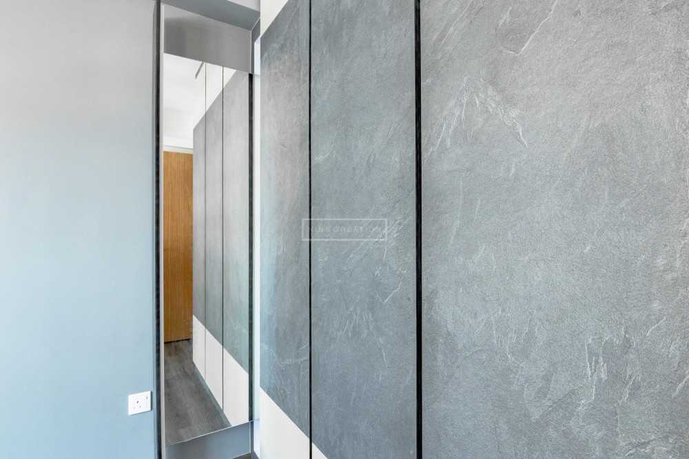Contemporary Bedroom with Vinyl Flooring and Wardrobe