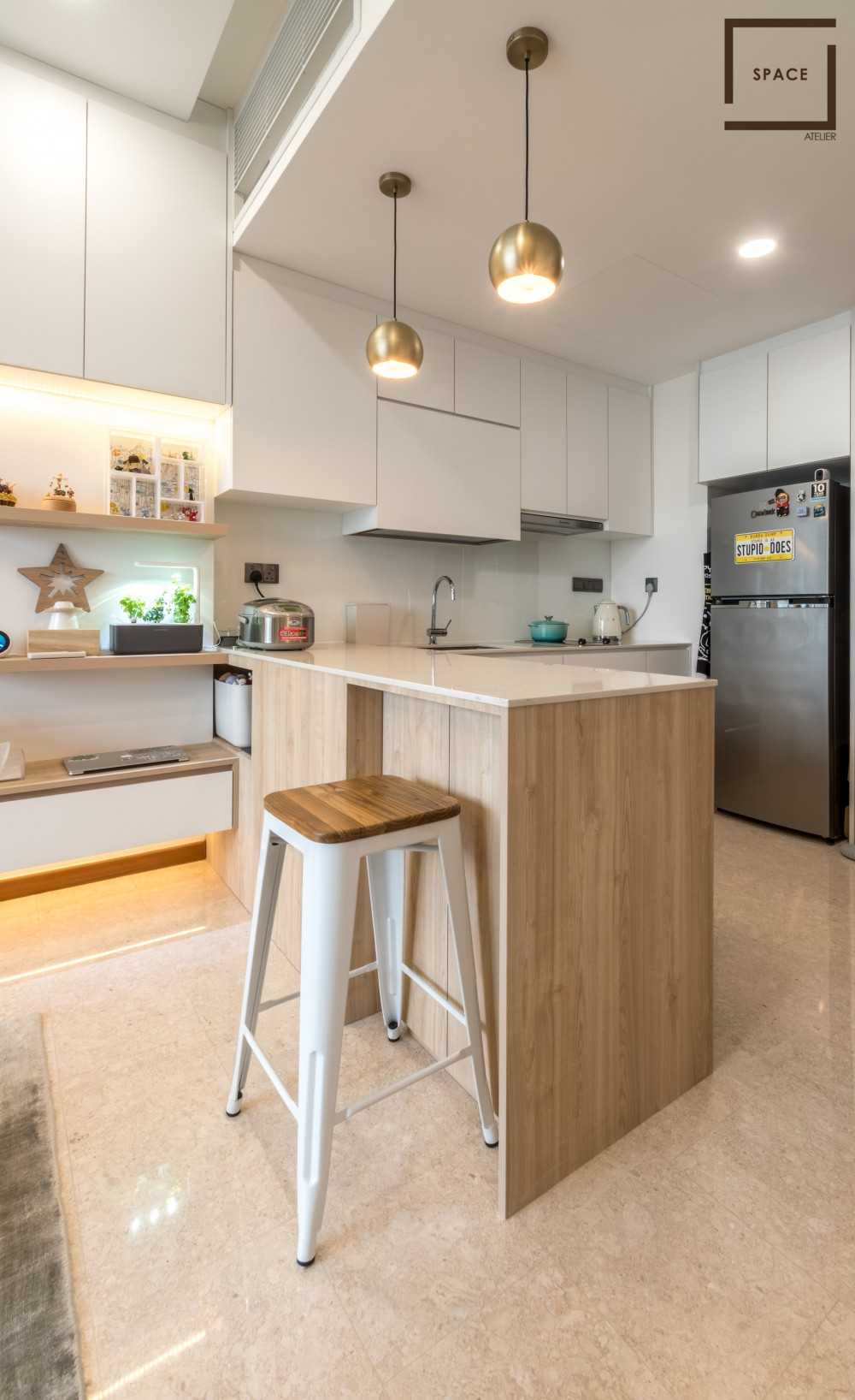 Contemporary Kitchen with Kitchen Island and Cupboard