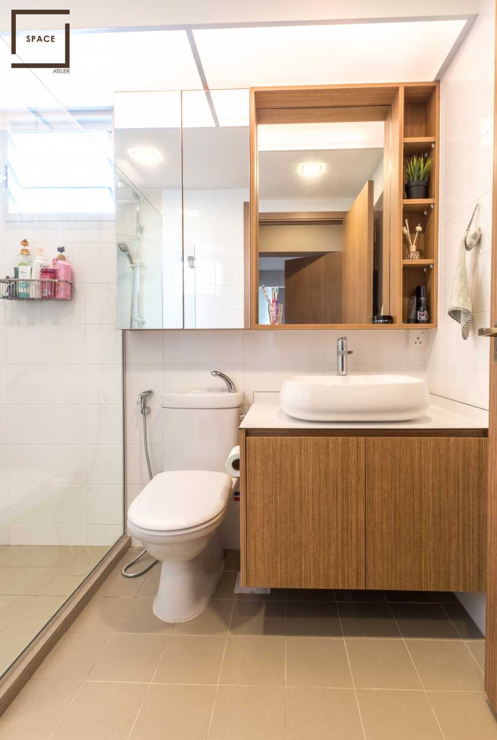 Minimalist Bathroom with Mirror and Rainshower