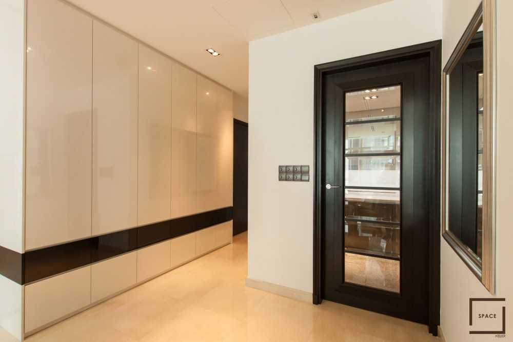 Modern Living Room with Granite Floor and Mirror