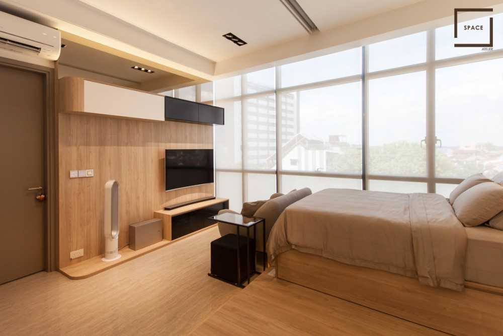 Modern Living Room with Vinyl Flooring and TV Console