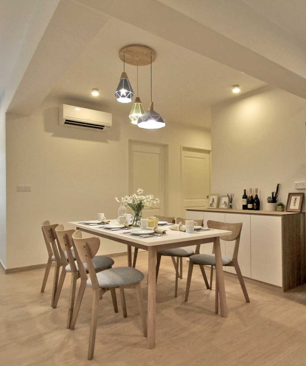 Scandinavian Dining Room with Cove Lighting and Dining Table