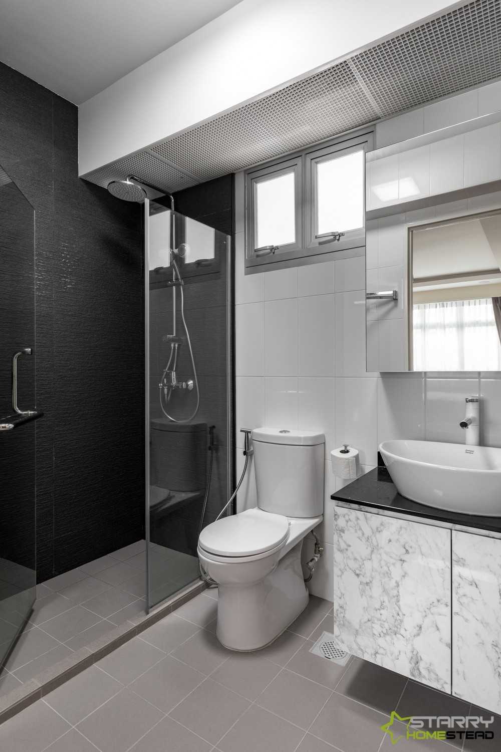 Scandinavian Bathroom with Shower Screen and Rainshower