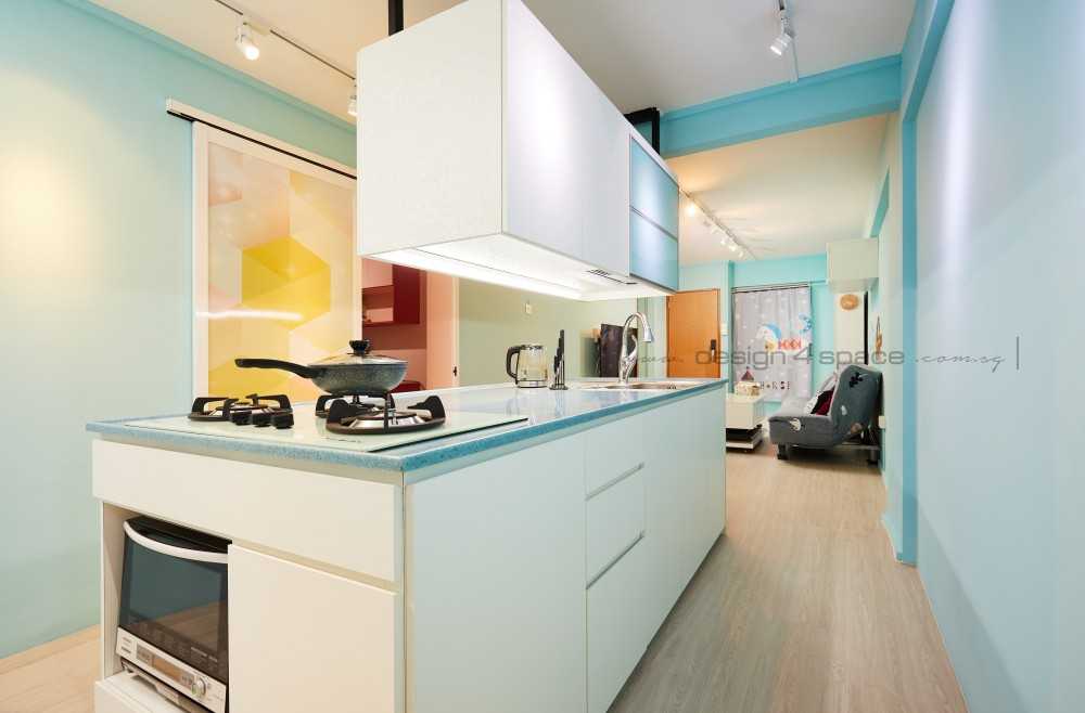 Contemporary Kitchen with Wood Flooring and Open Kitchen