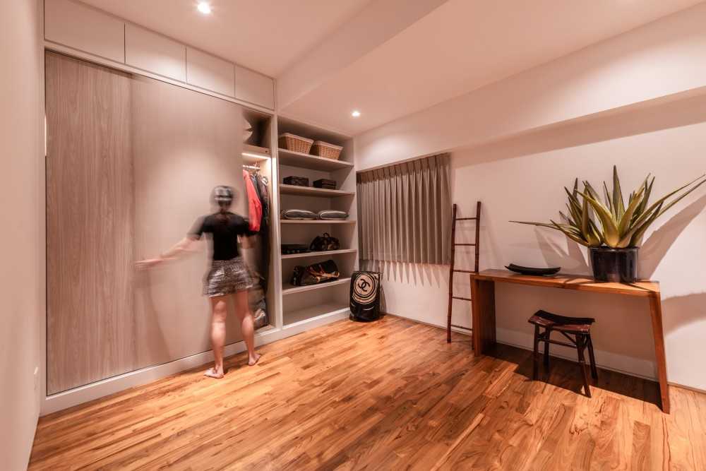 Scandinavian Study with Cove Lighting and Ceiling Light
