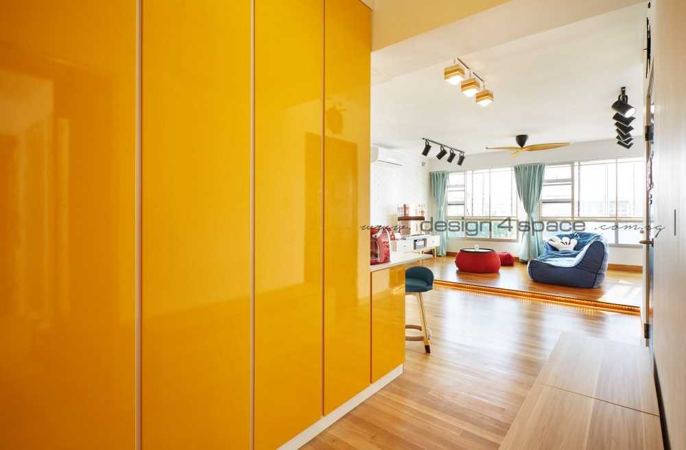 Scandinavian Entryway with Mirror and Seating Bench