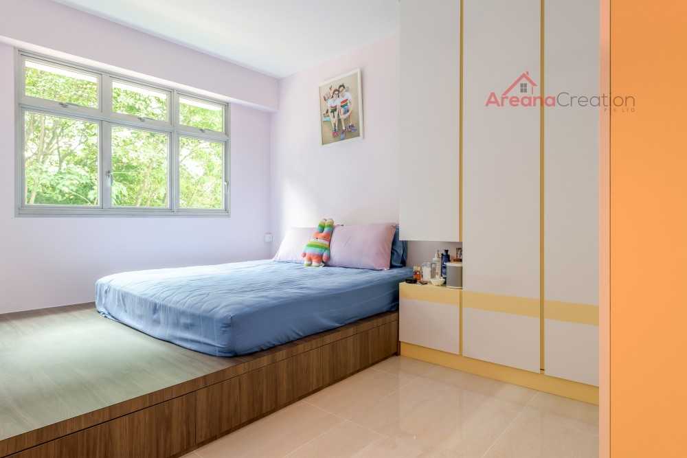 Scandinavian Bedroom with Vinyl Flooring and Homogeneous Tiles