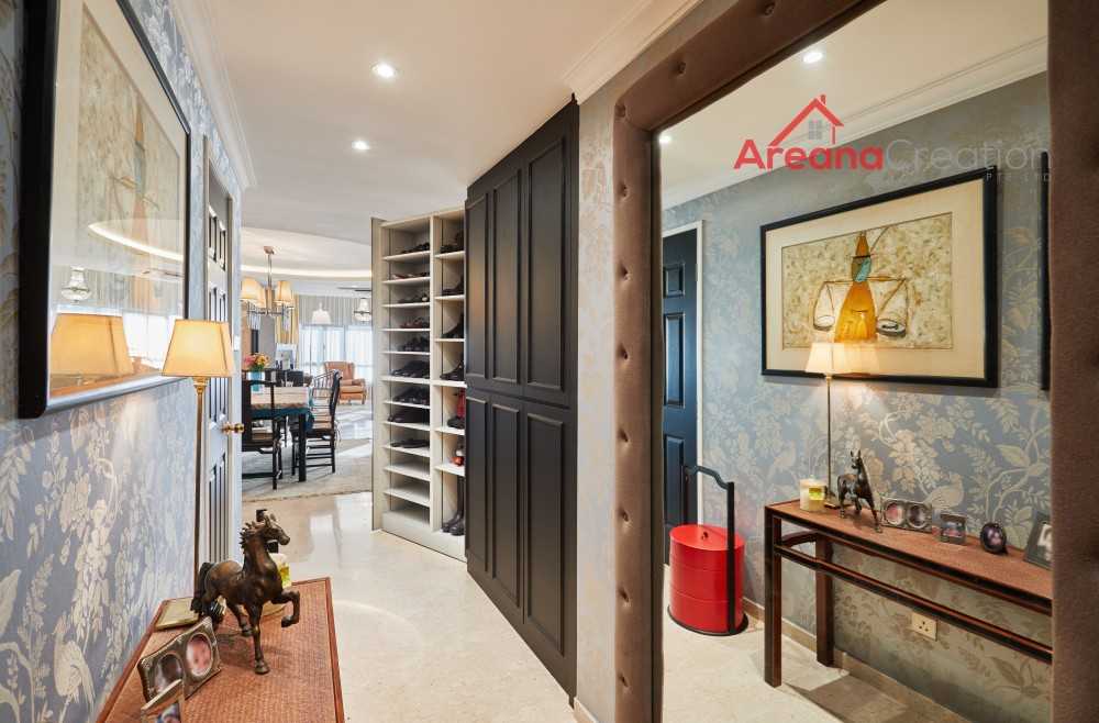 Vintage Entryway with Mirror and Shoe Rack