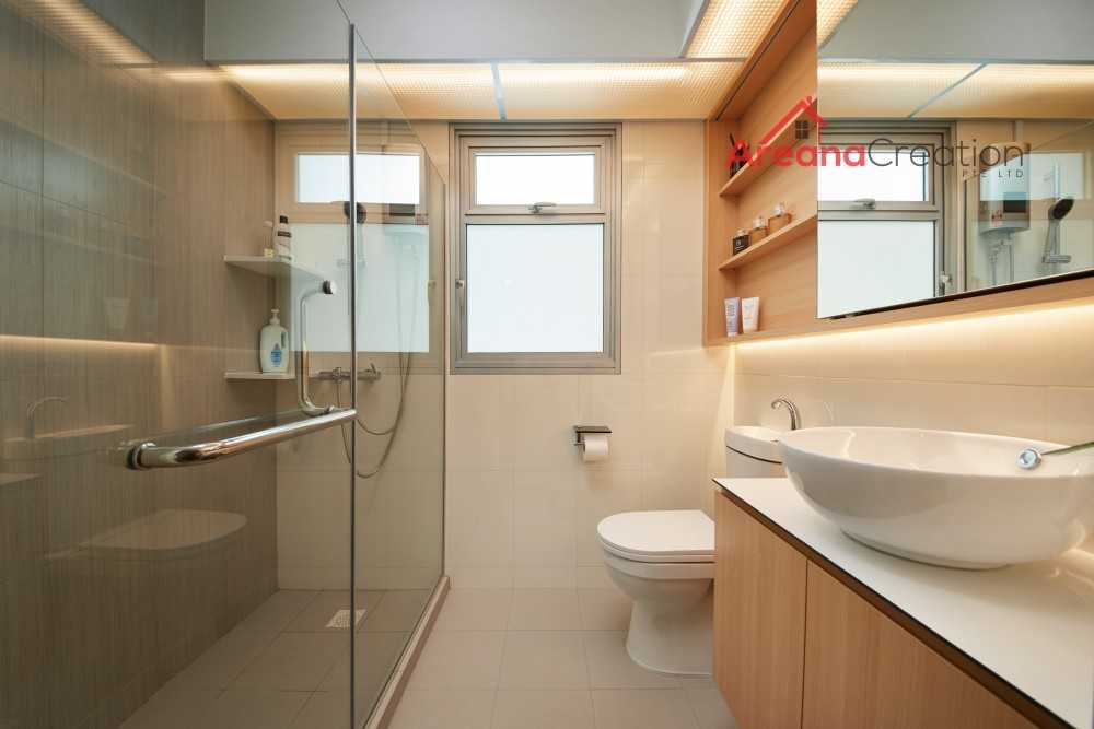 Contemporary Bathroom with Wood Flooring and Bathtub