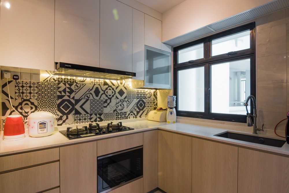 Scandinavian Kitchen with Countertop and Kitchen Window