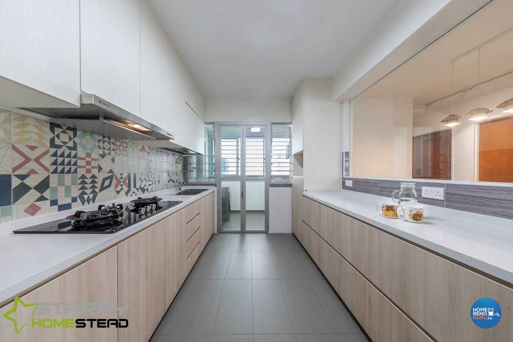 Scandinavian Kitchen with Kitchen Backsplash and Kitchen Cabinets