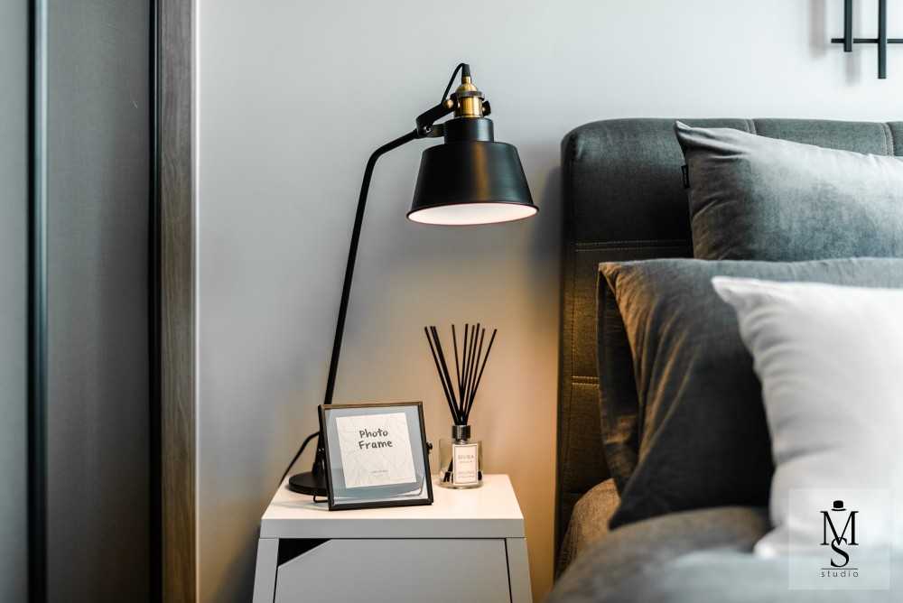 Industrial Bedroom with Downlights and Bedroom Dresser