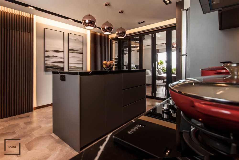 Contemporary Kitchen with Kitchen Island and Open Kitchen