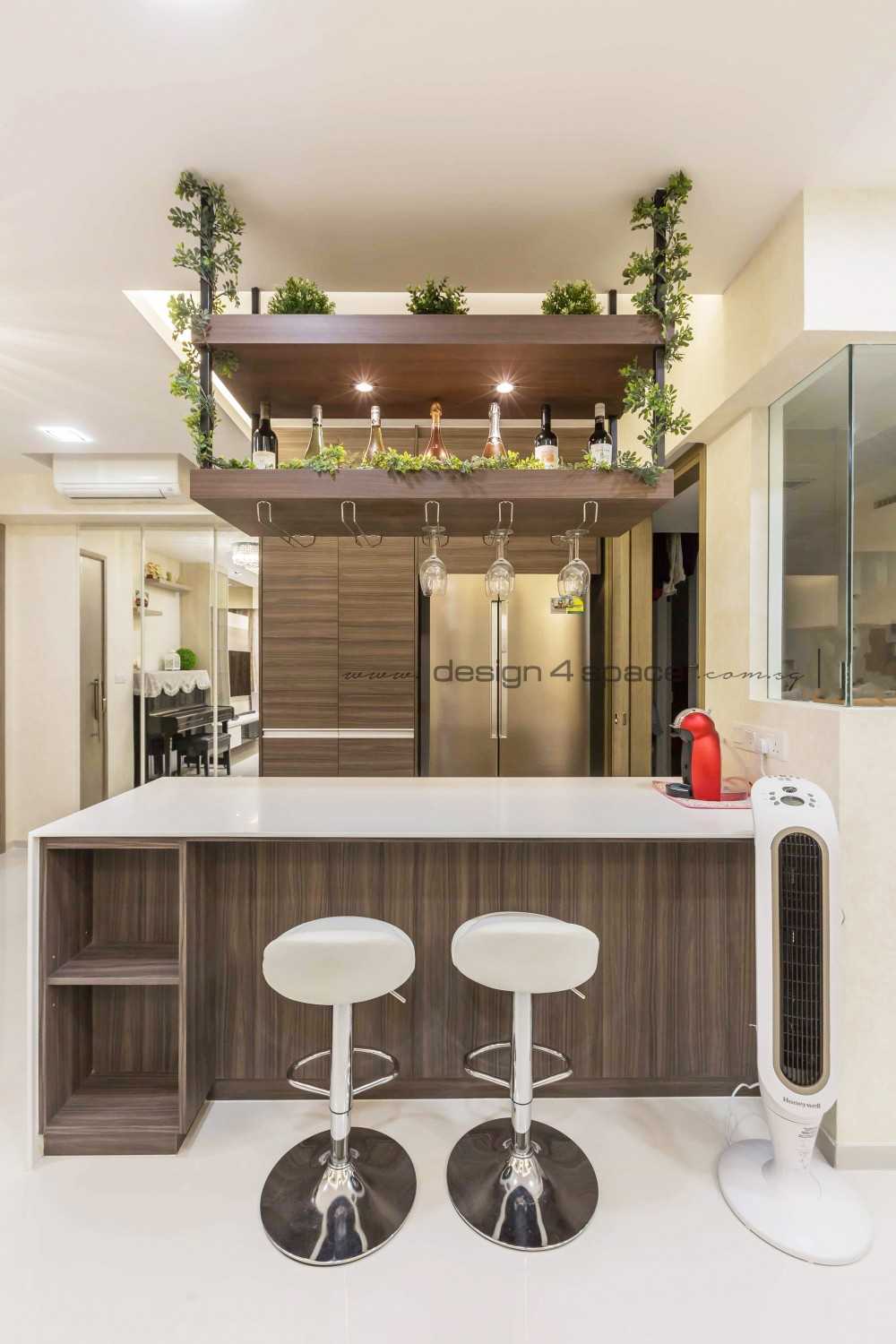 Modern Dining Room with Dining Table and Dining Chairs