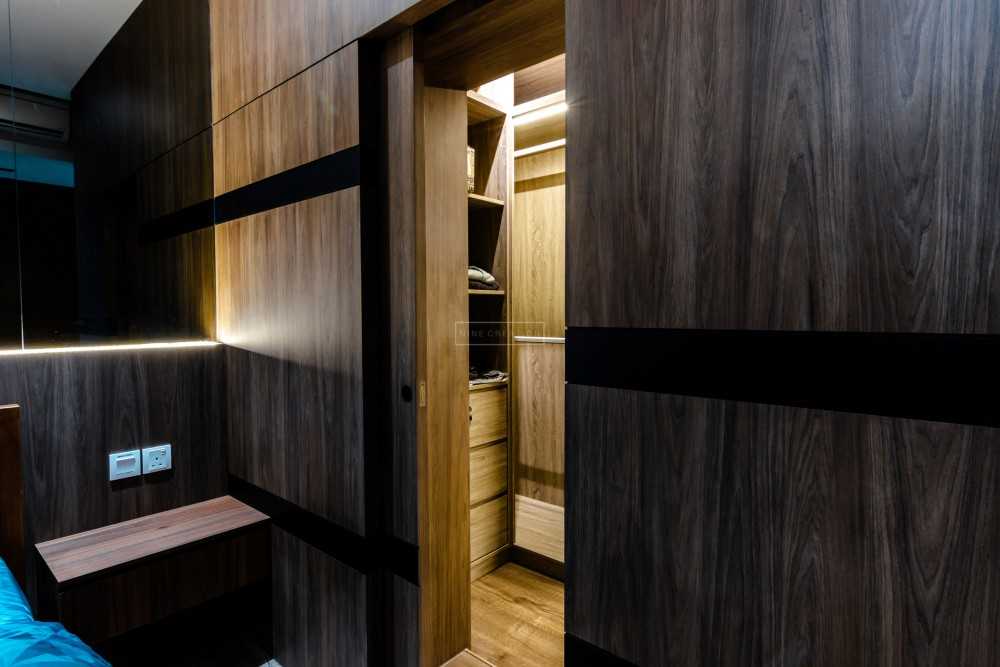 Industrial Bedroom with Vinyl Flooring and Cove Lighting
