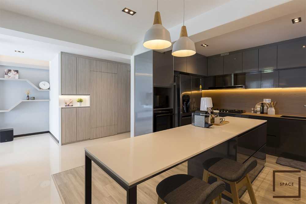 Scandinavian Dining Room with Drop Ceiling and Dining Table
