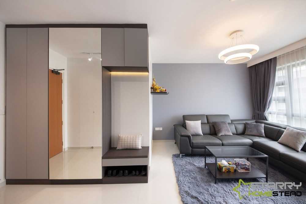 Modern Living Room with Mirror and Sofa
