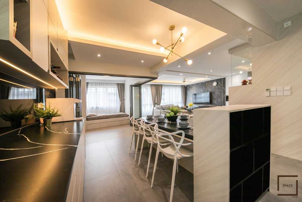 Contemporary Dining Room with Chandelier and Dining Table