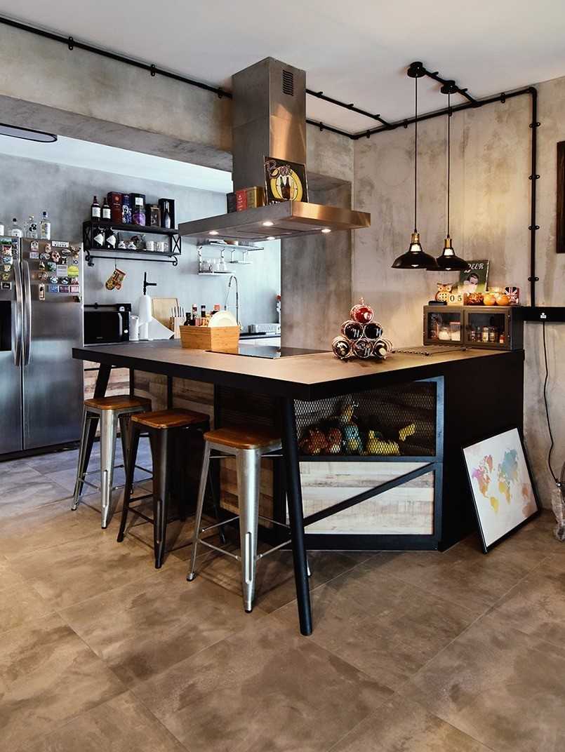 Transitional Dining Room with Dining Chairs and Lighting