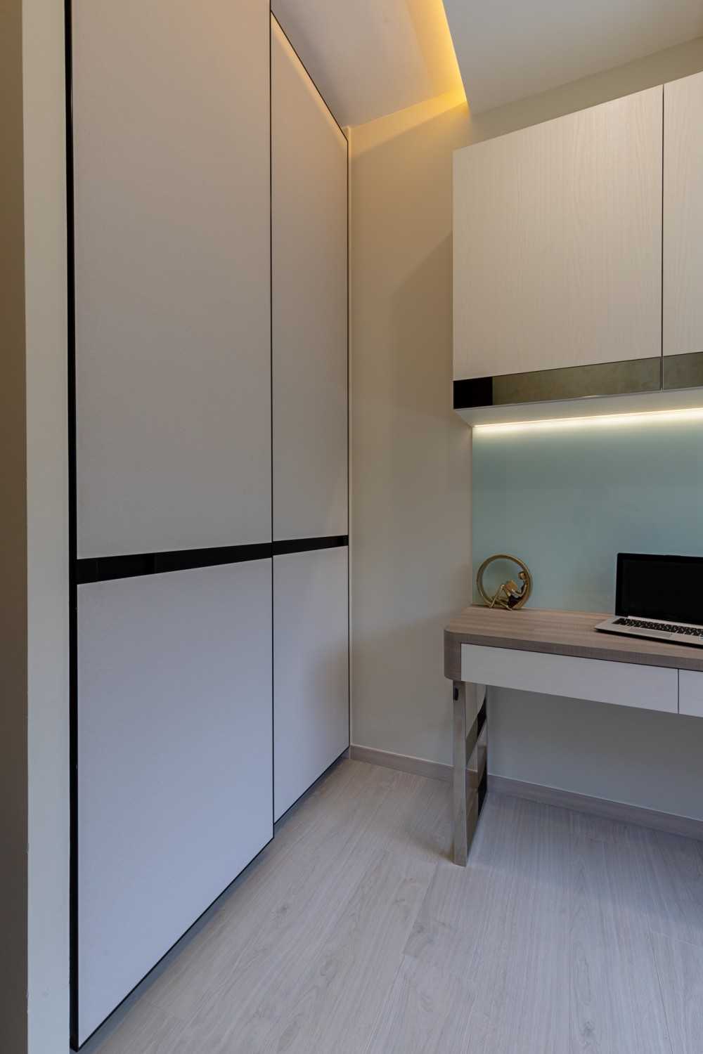 Contemporary Bedroom with Wardrobe and Storage Cabinets