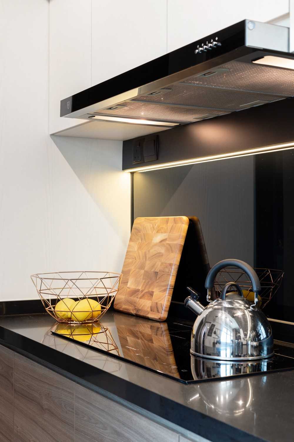 Modern Kitchen with Countertop and Kitchen Backsplash