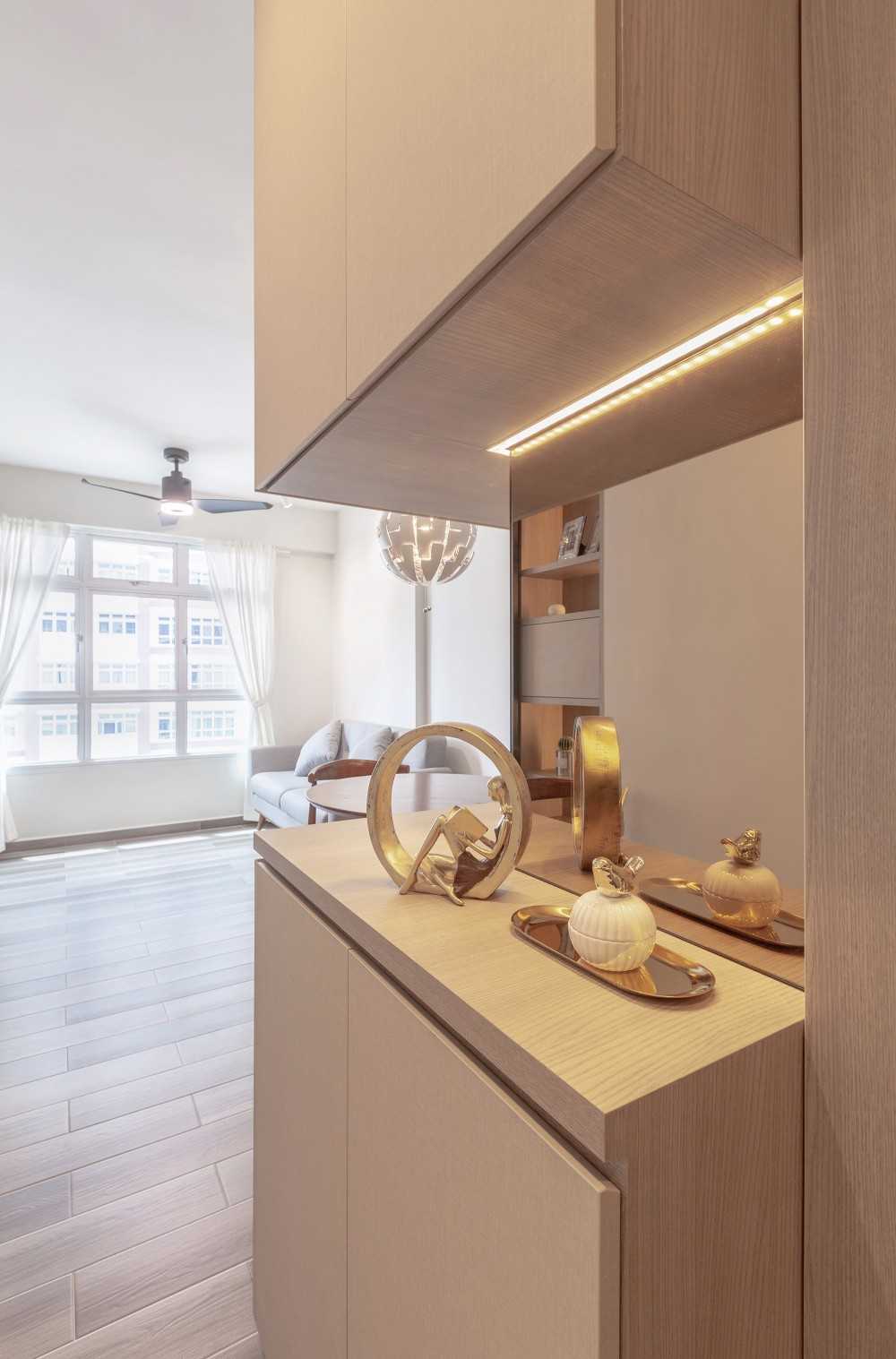 Contemporary Entryway with Mirror and Small Storage