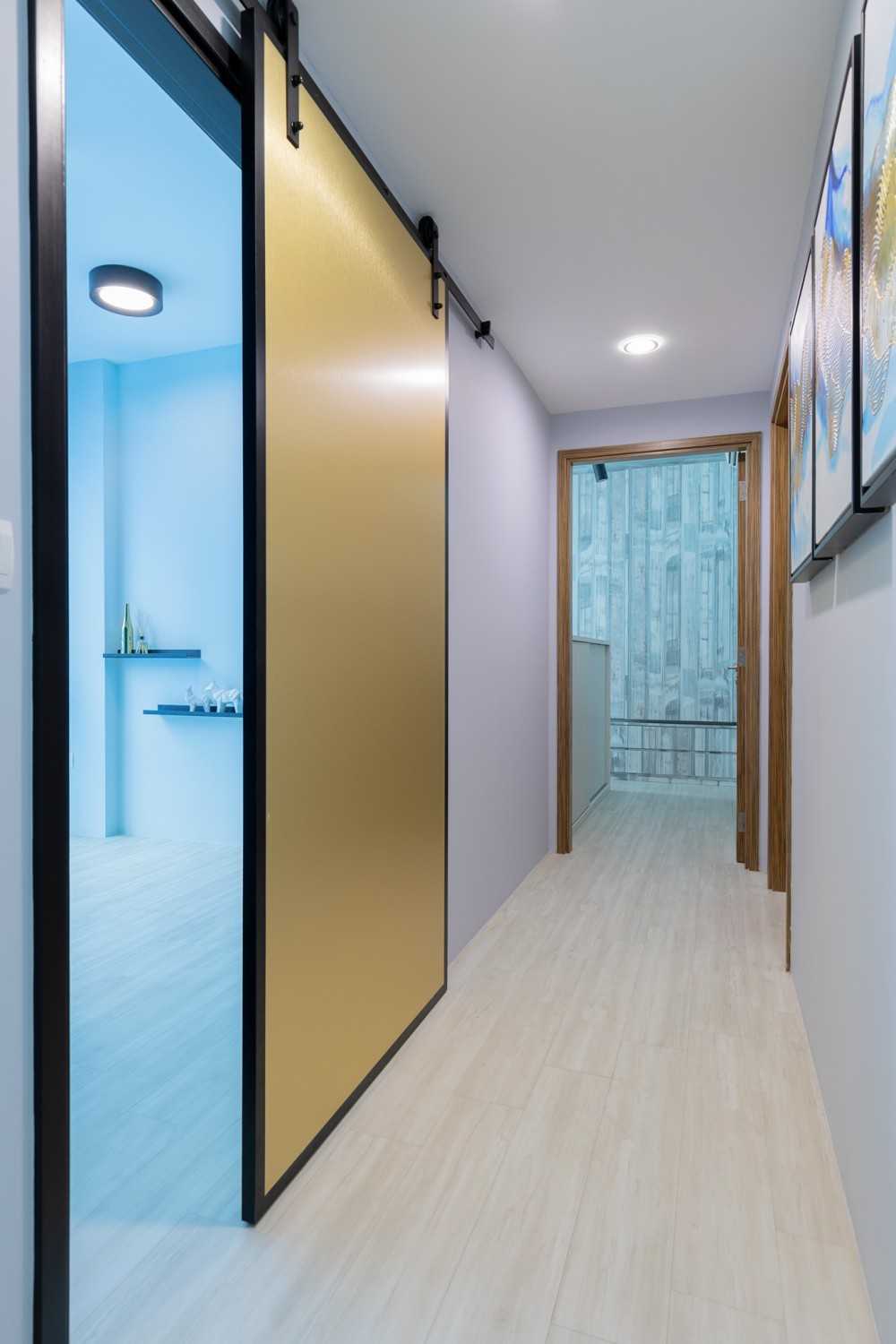 Minimalist Entryway with Doors and Sliding Door