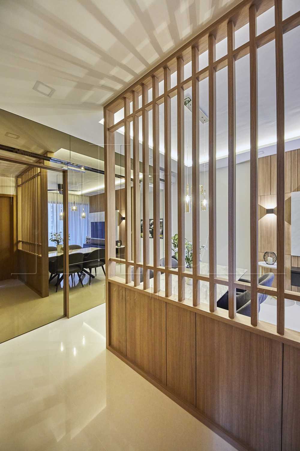 Modern Hallway with Homogeneous Tiles and Feature Wall