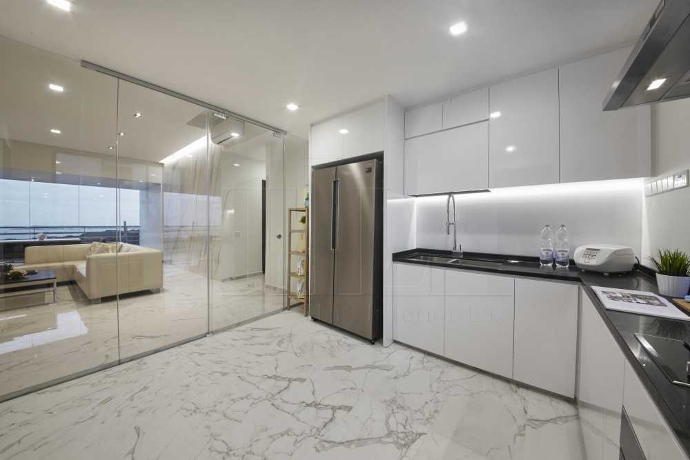 Modern Kitchen with Countertop and Marble Floor