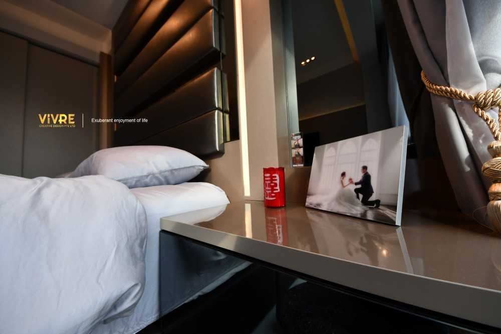 Modern Bedroom with Wardrobe and Sliding Wardrobe