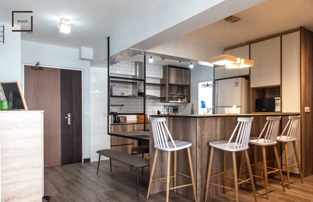 Contemporary Kitchen with Open Kitchen and Kitchen Accessories