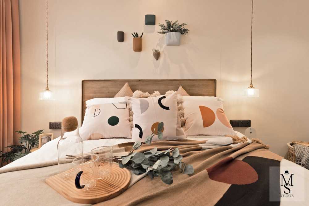 Scandinavian Bedroom with Vinyl Flooring and Ceiling Light