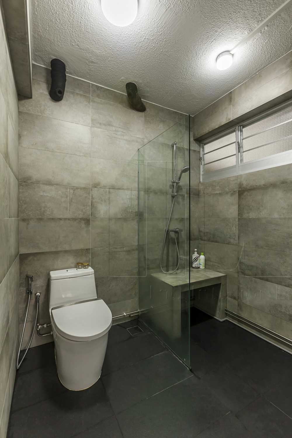 Contemporary Bathroom with Shower Screen and Showers