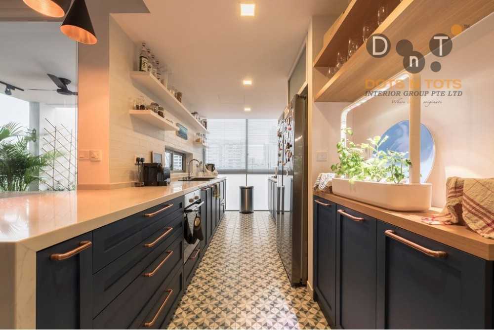 Contemporary Kitchen with Kitchen Window and Kitchen Island