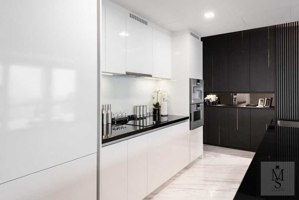 Contemporary Kitchen with Countertop and Kitchen Island