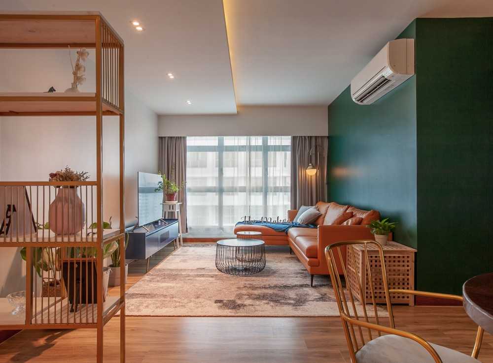 Transitional Living Room with Sofa and TV