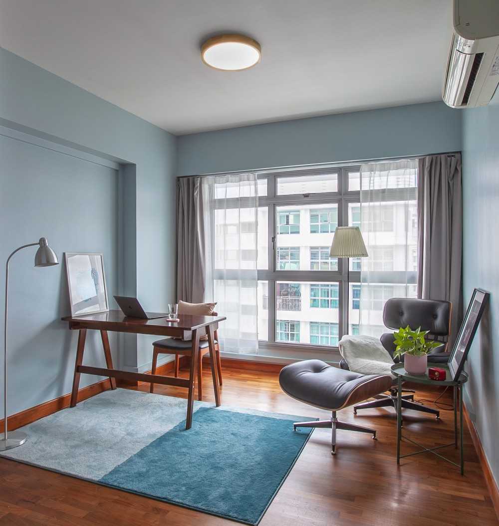 Transitional Home Office with Computer and Computer Table