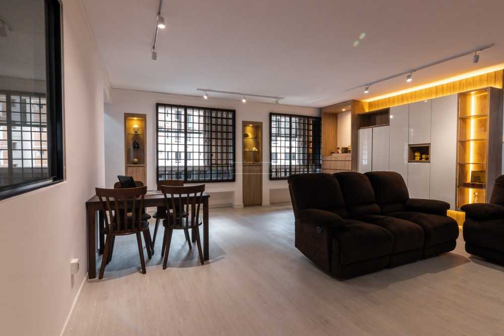 Minimalist Living Room with Bookshelf and Vinyl Flooring