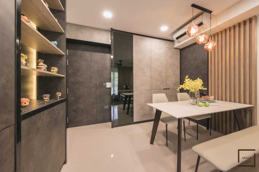 Modern Dining Room with Downlights and Dining Table