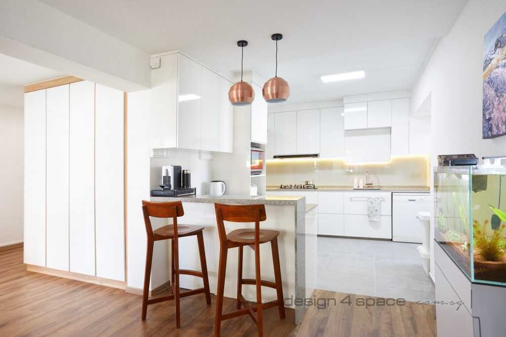 Contemporary Kitchen with Homogeneous Tiles and Herringbone Tiling