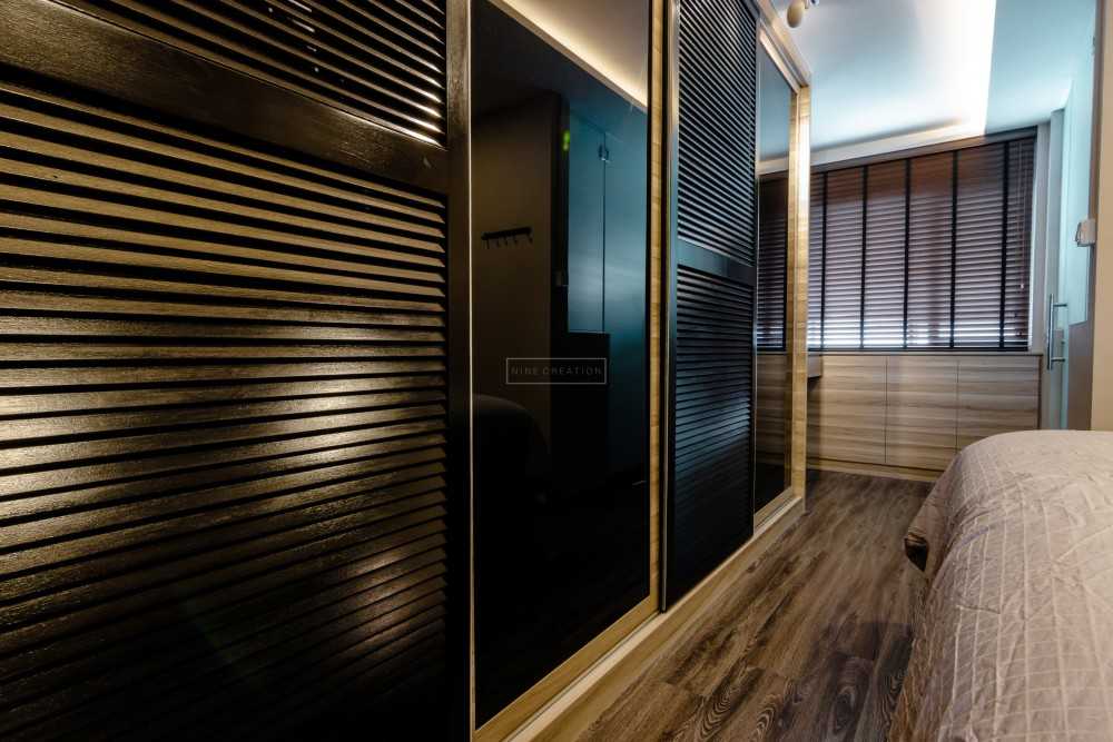 Modern Bedroom with Vinyl Flooring and Cove Lighting