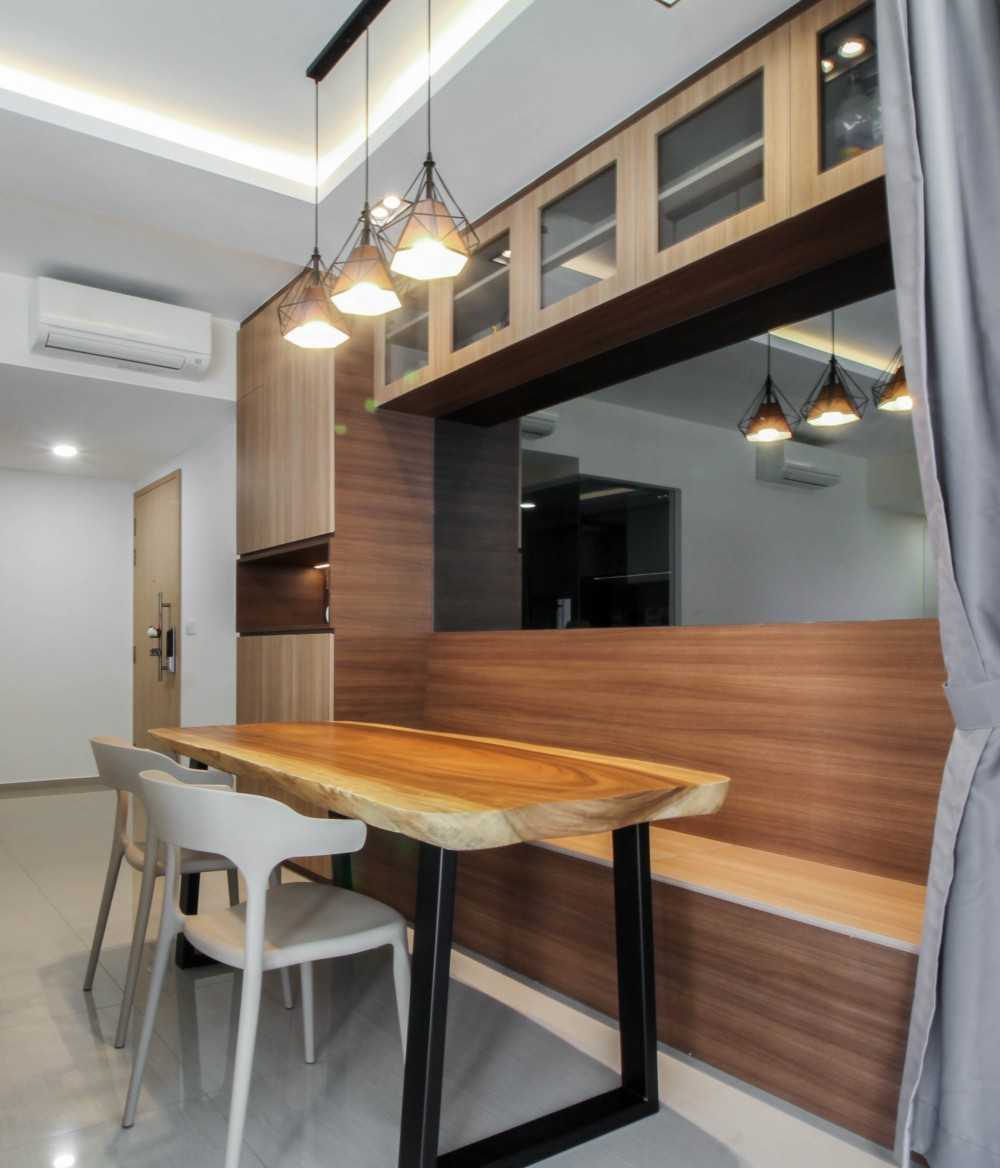 Contemporary Dining Room with Mirror and Cove Lighting