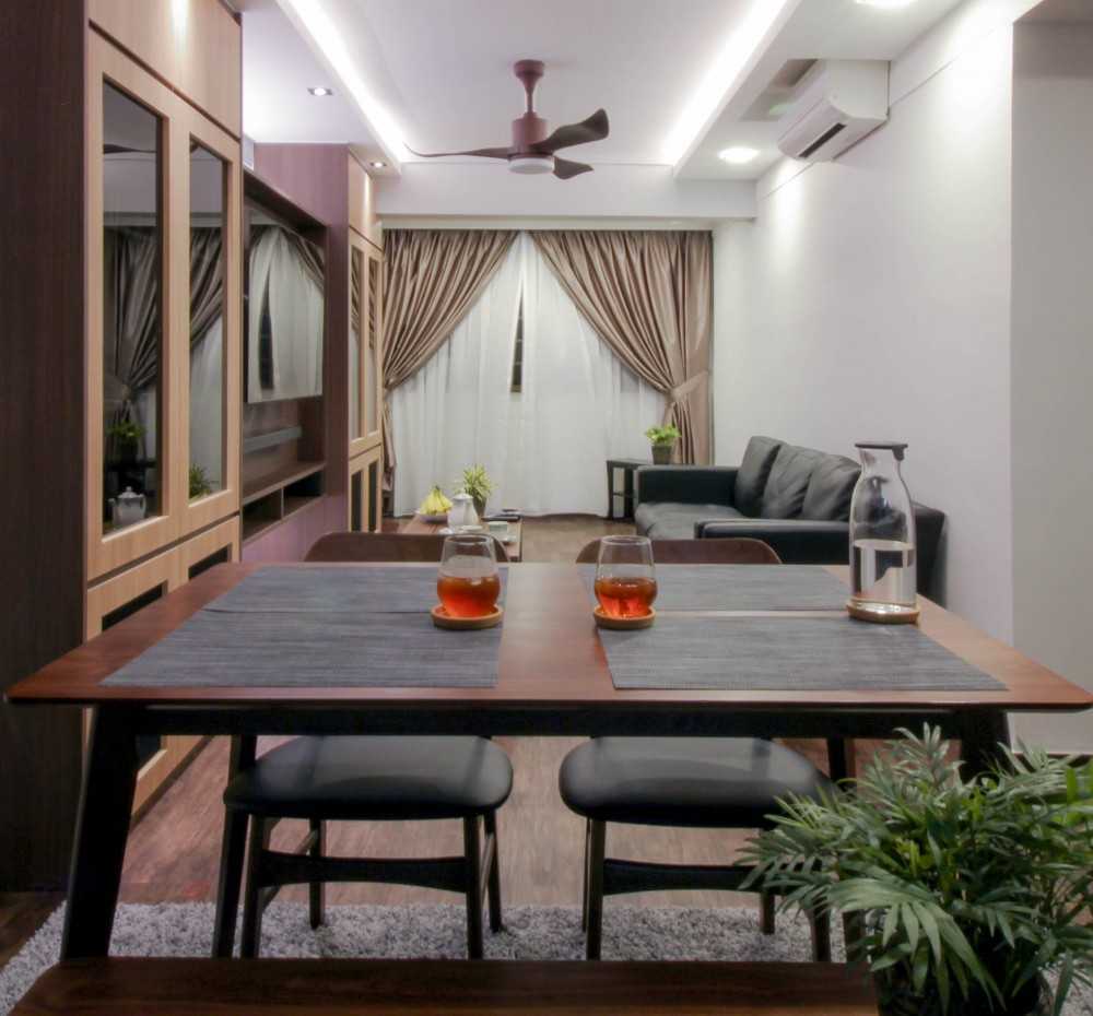 Contemporary Dining Room with Cove Lighting and Dining Table