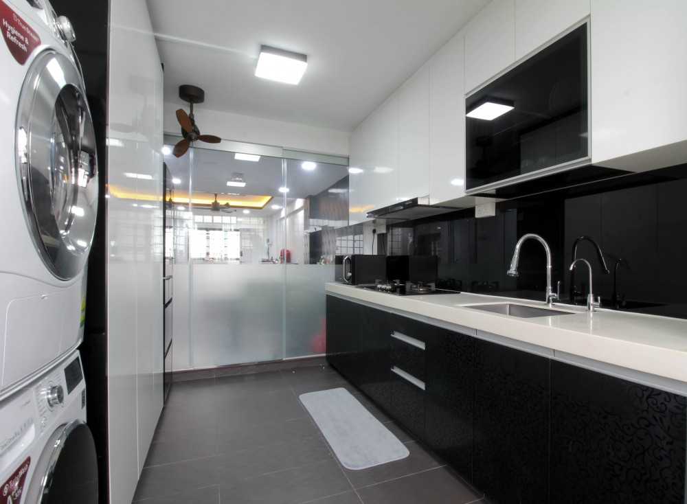 Modern Kitchen with Countertop and Washing Machine