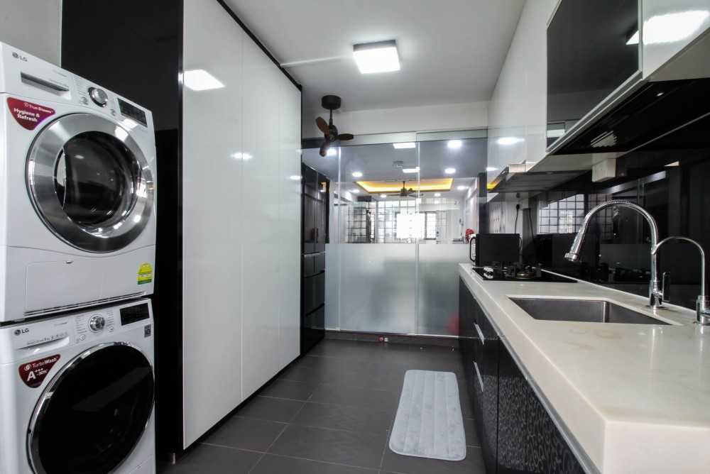 Modern Kitchen with Countertop and Washing Machine