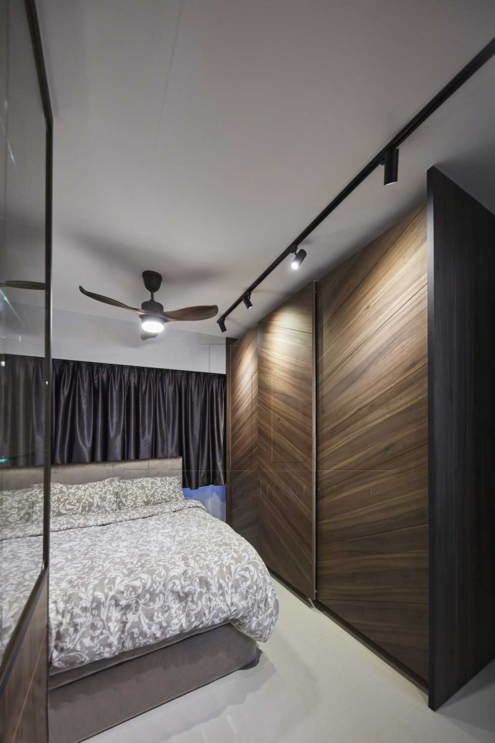 Contemporary Bedroom with Homogeneous Tiles and Wardrobe