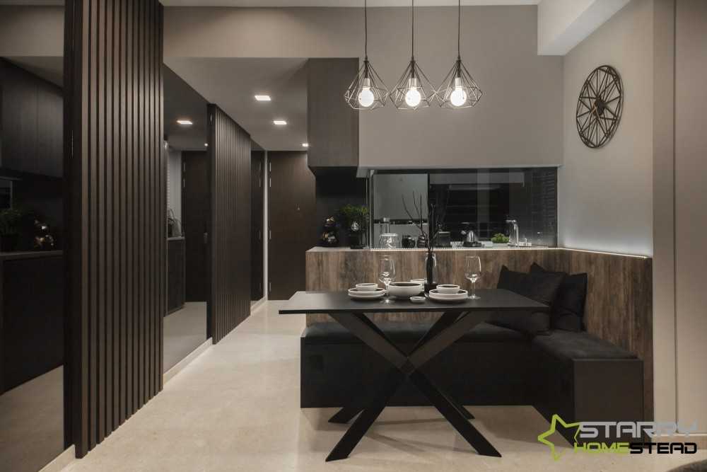 Modern Dining Room with Settee and Mirror