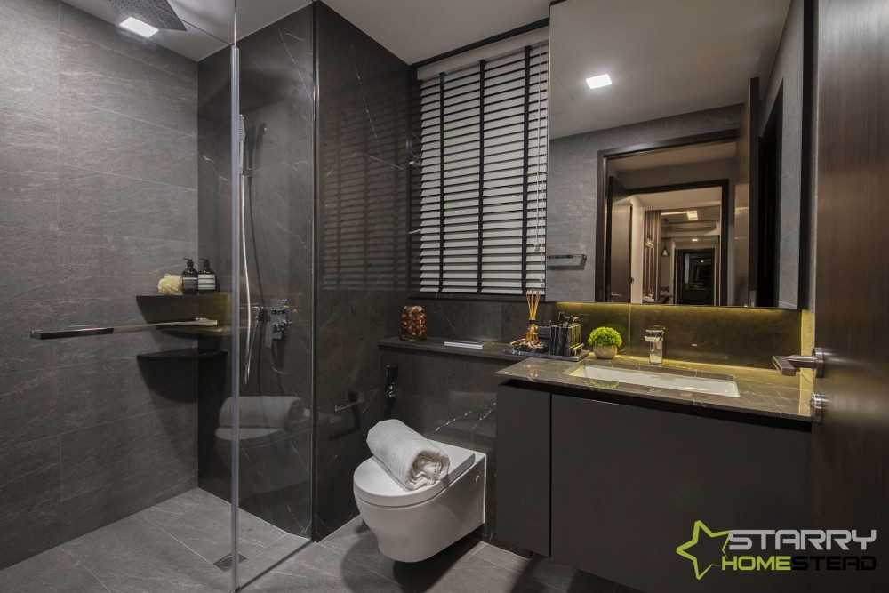 Modern Bathroom with Mirror and Vanity Counter