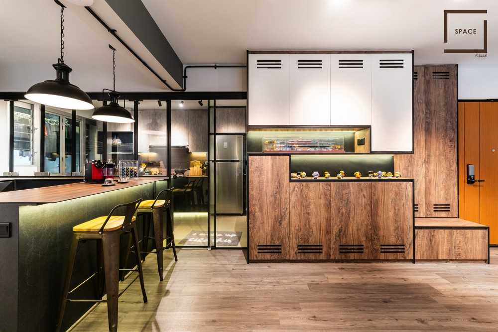 Industrial Kitchen with Kitchen Island and Open Kitchen